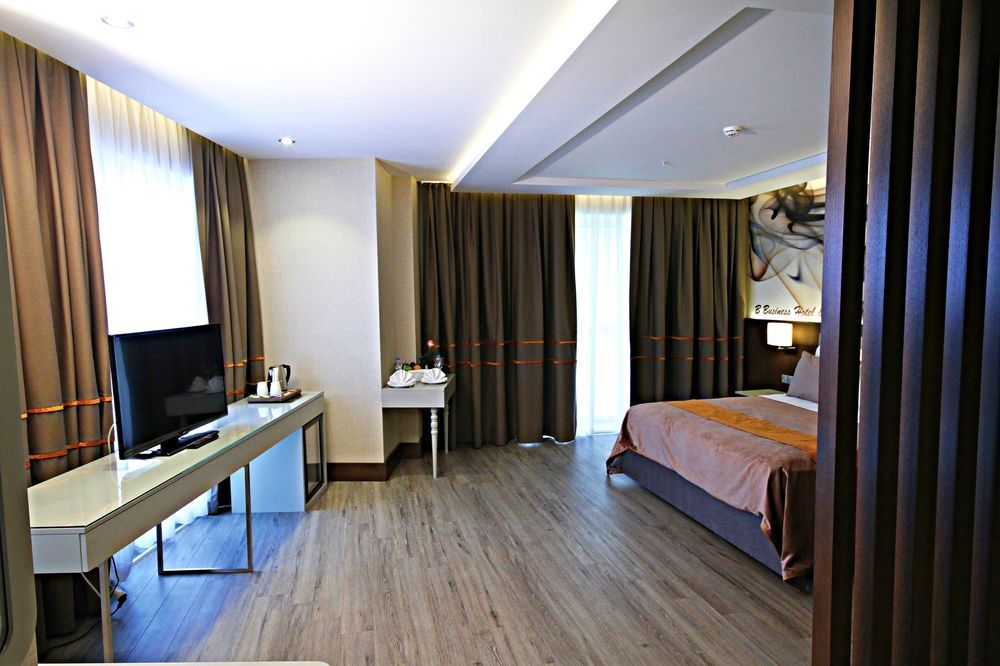 B Business Hotel & Spa Анталія Екстер'єр фото