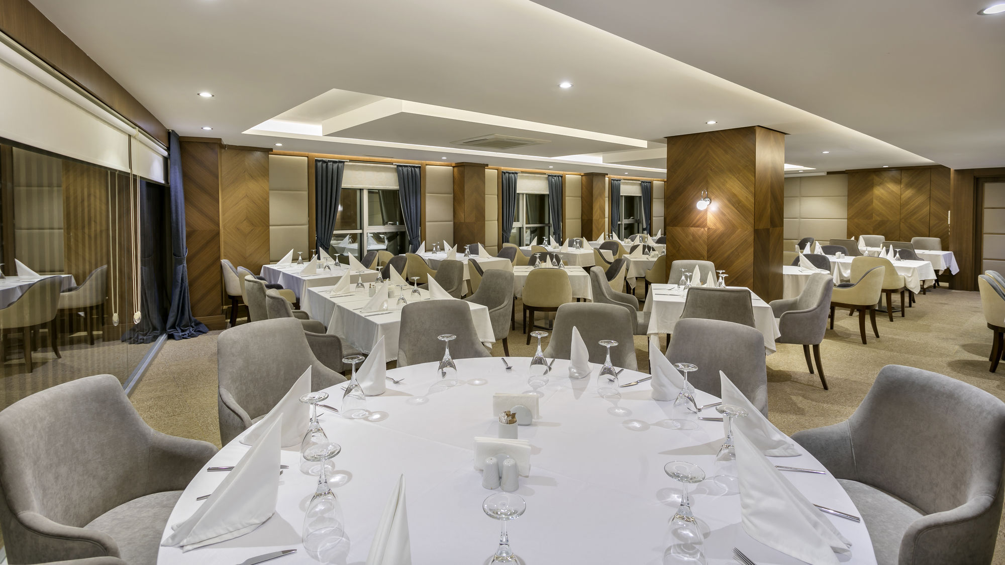 B Business Hotel & Spa Анталія Екстер'єр фото