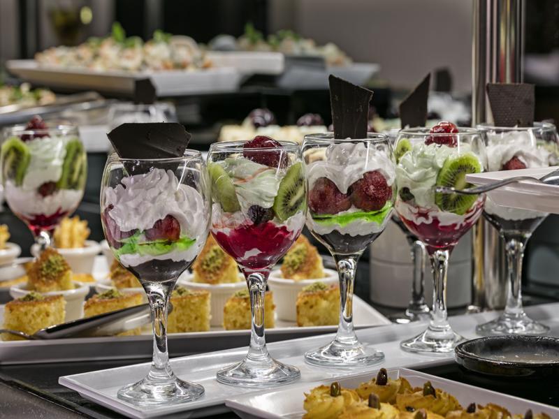 B Business Hotel & Spa Анталія Екстер'єр фото