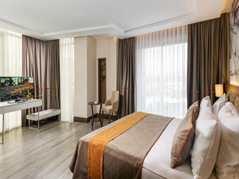 B Business Hotel & Spa Анталія Екстер'єр фото