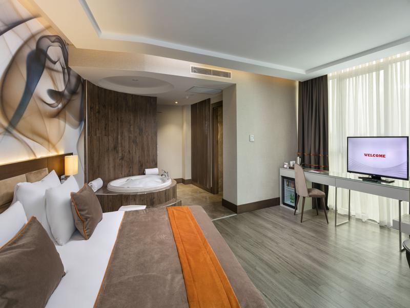 B Business Hotel & Spa Анталія Екстер'єр фото